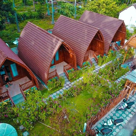 The Peace Arta Bungalow Batununggul ภายนอก รูปภาพ