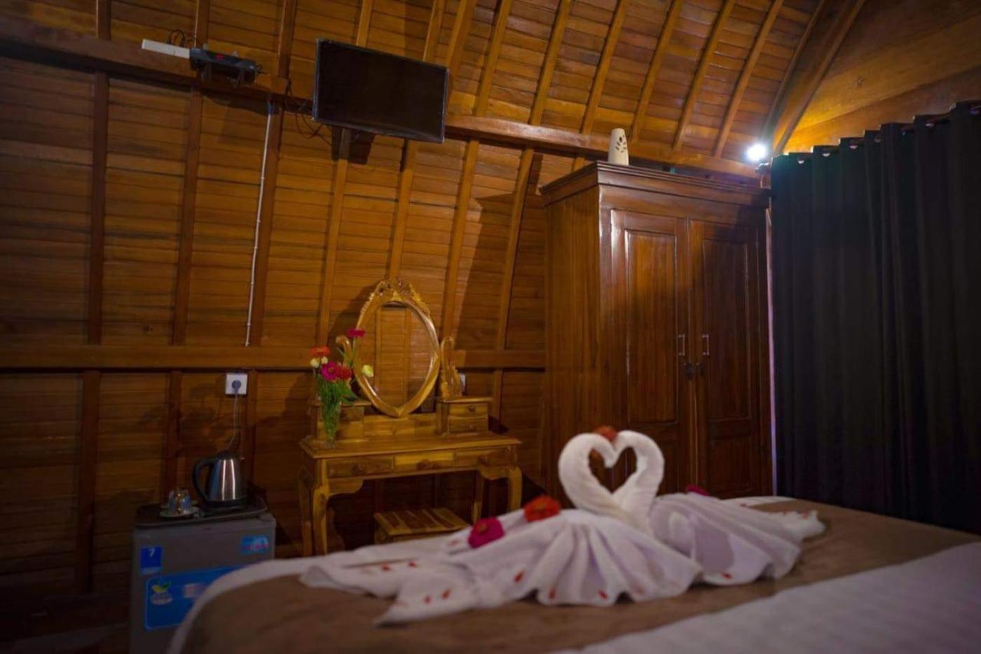 The Peace Arta Bungalow Batununggul ภายนอก รูปภาพ