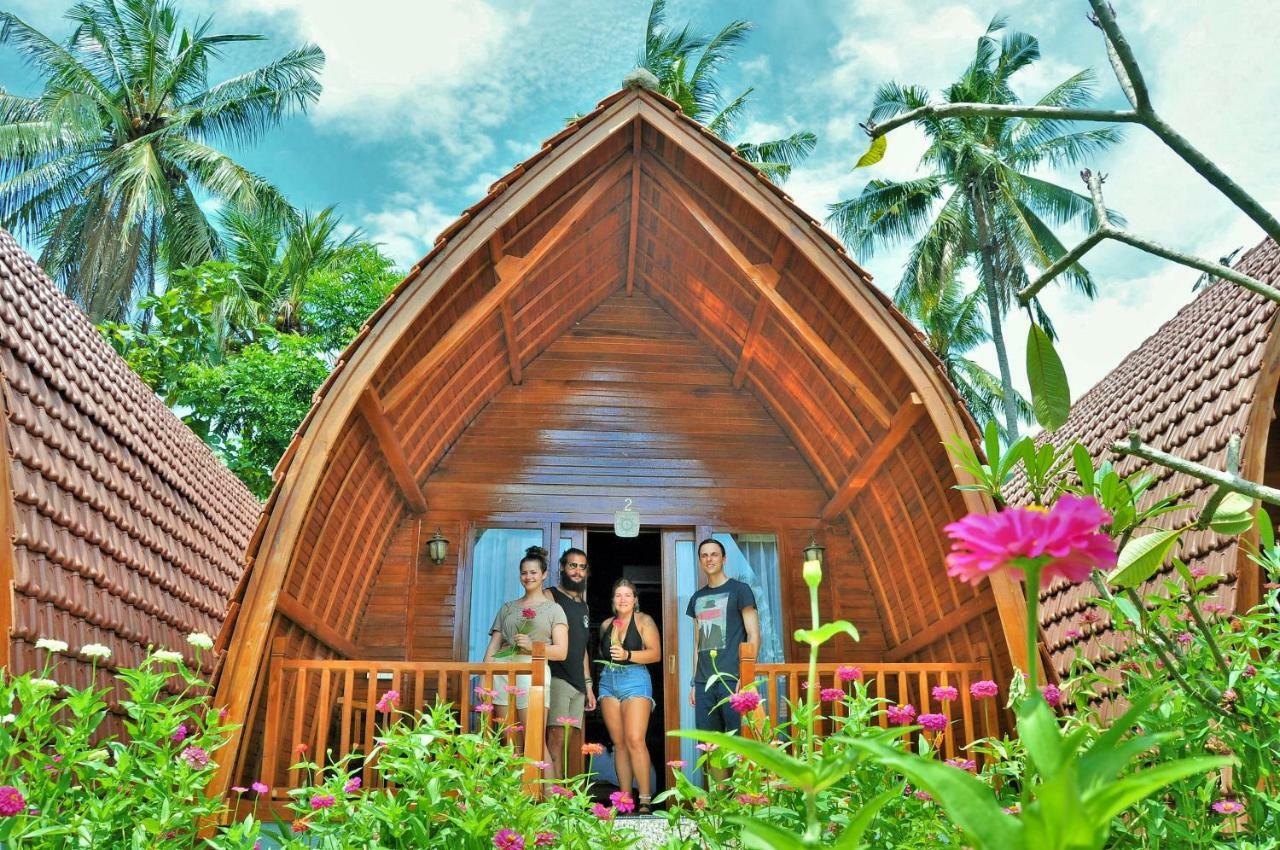 The Peace Arta Bungalow Batununggul ภายนอก รูปภาพ