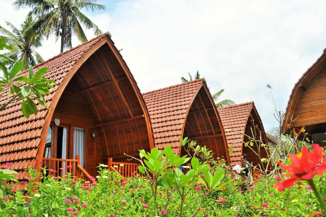 The Peace Arta Bungalow Batununggul ภายนอก รูปภาพ