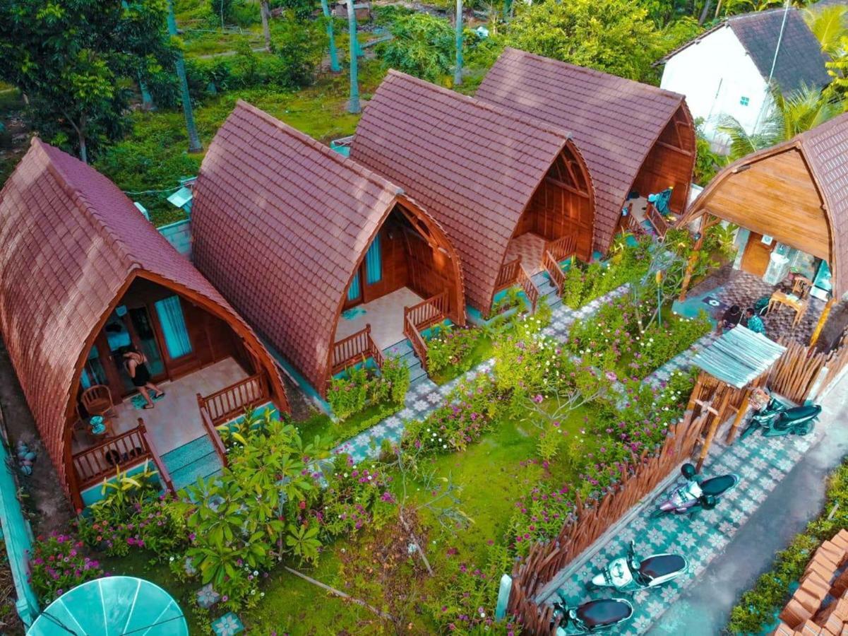 The Peace Arta Bungalow Batununggul ภายนอก รูปภาพ